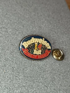 Pin's Pins Pin Enamel 37 Boisson Alcool Bière KING OF BEERS "BUDWEISER"  - Picture 1 of 3