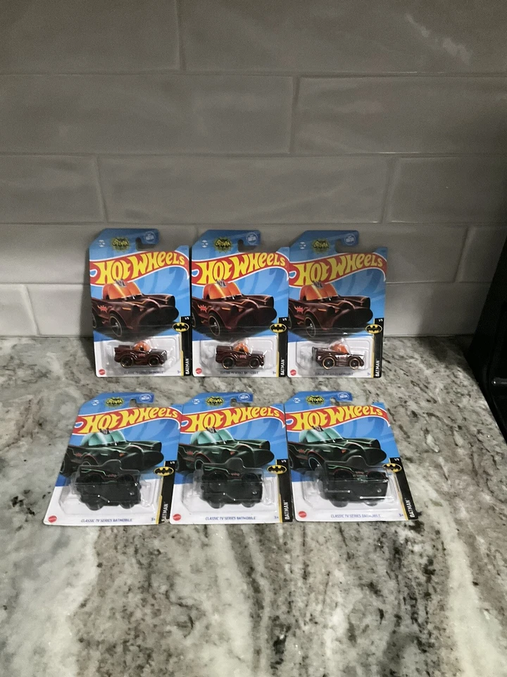Hot Wheels Lote De 6 Batman Serie TV Clásica Batimóvil TOONEED Nuevo 2023 Estuche Foto 1 de 1