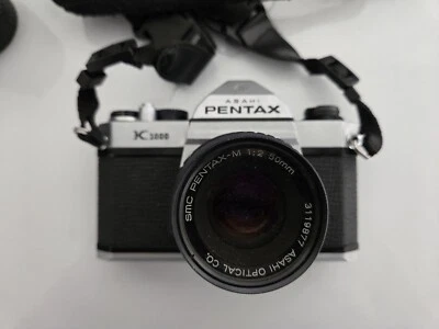 Vintage Pentax Asahi K1000 Film Camera With Telephoto Lens + Accessories & Bag - Image 1 of 4