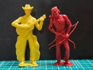 Singing COWBOY plastic toy Vintage 5" dime store w/ Guitar Yellow Western - Picture 1 of 10