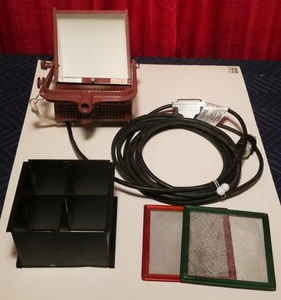 Mole-Richardson Type 2981 MINI SOFTLITE 800W. max. w/ Egg Crate & Scrims Working - Picture 1 of 22