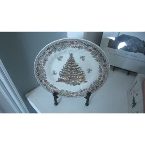 Queens Seasons Greetings  8" Plate Christmas Tree Myott Illustration   - Picture 1 of 4