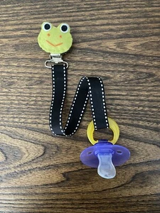 FROG Ribbon Pacifier holder clip strap, binky, paci leash-Handmade-Free Shipping - Picture 1 of 2