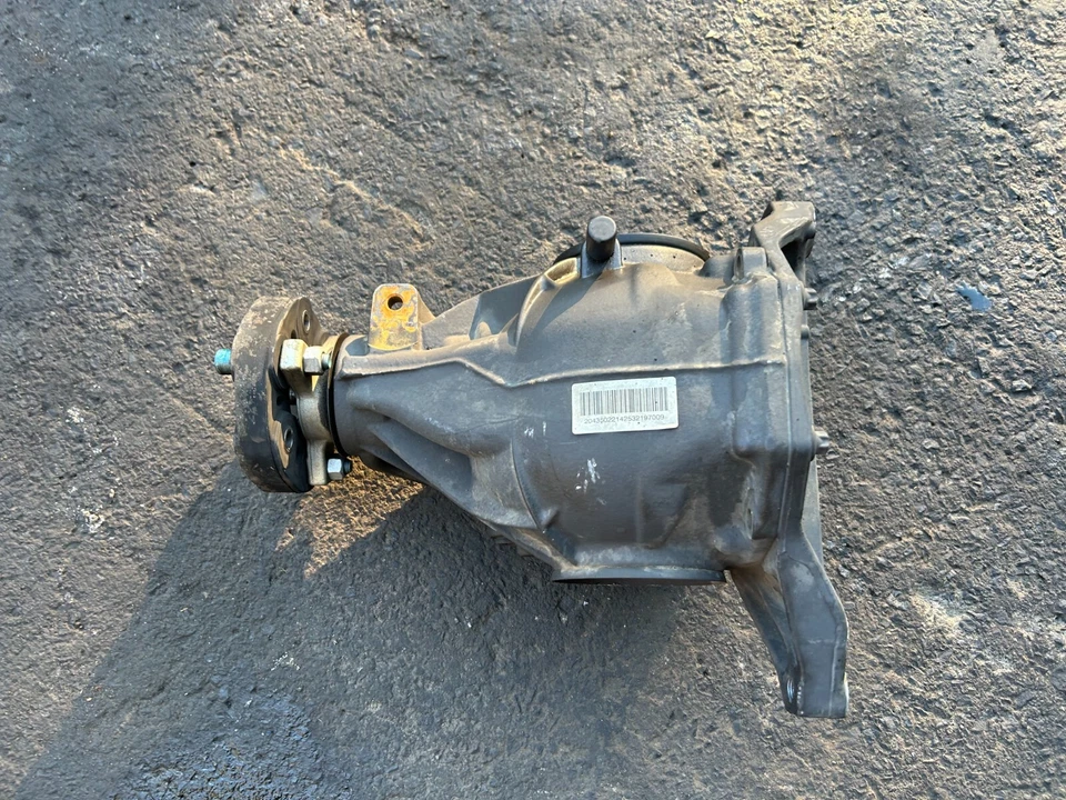 MERCEDES BENZ W204 C250 C300 E350 OEM 10-14 DIFERENCIAL TRASERO PORTADOR RELACIÓN 3,07 Foto 1 de 4