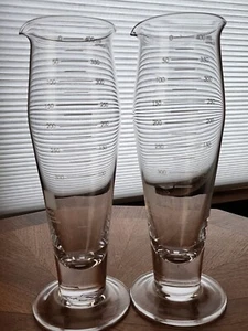 2 vasos de vaso de vidrio de laboratorio vajilla periódica cerveza Pilsner - Imagen 1 de 6