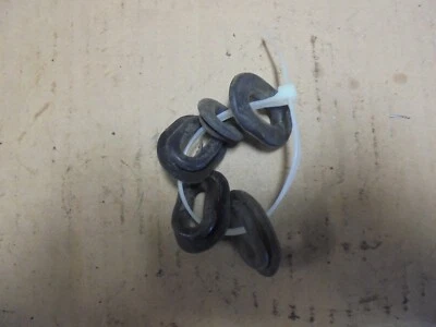 Honda CB750F Supersport 1975 ojales de cubierta lateral OEM (juego 5) Foto 1 de 3