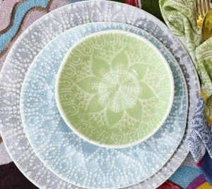 Neu ohne Karton ~ 2er Set ~ Vietri Viva Lace Pistazie 6" Müsli Suppe Schüssel - Bild 1 von 9