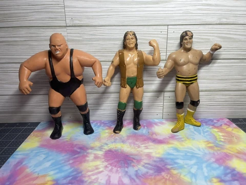Vintage Lot Of 3 WWF LJN Beaters King Kong Bundy, Cowboy Bob Orton, Jim Brunzell Cover