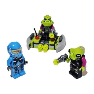 Lego Alien Conquest Minifigures - 3 Space Figures Warrior Pilot ADU Blasters - Picture 1 of 7