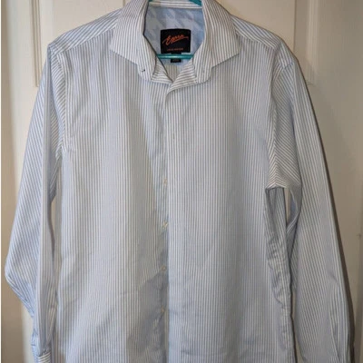 Camisa de vestir Egara para hombre mediana elástica sin planchar abotonada blanca azul punta  Foto 1 de 4