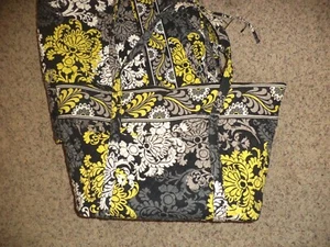 Bolsa de viaje grande Vera Bradley con patrón barroco  - Imagen 1 de 3