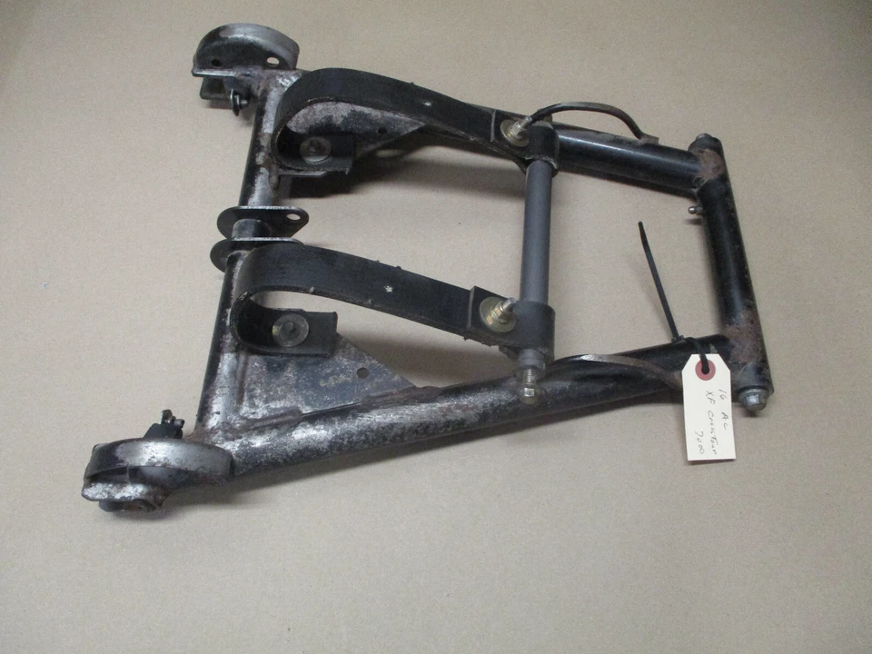 Brazo de suspensión delantero Arctic Cat 2016 XF Crosstour 7000 ZR Pantera 15 16 17 Foto 1 de 1