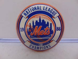 New York Mets Baseball Team 1986 World Champions Wincraft Button Pin Vintage - Bild 1 von 4