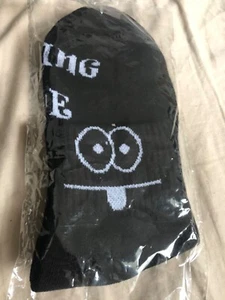 Unisex lustige versteckte Nachrichten Socken - Wenn Sie das lesen können - Bring mir etwas Wein  - Bild 1 von 2