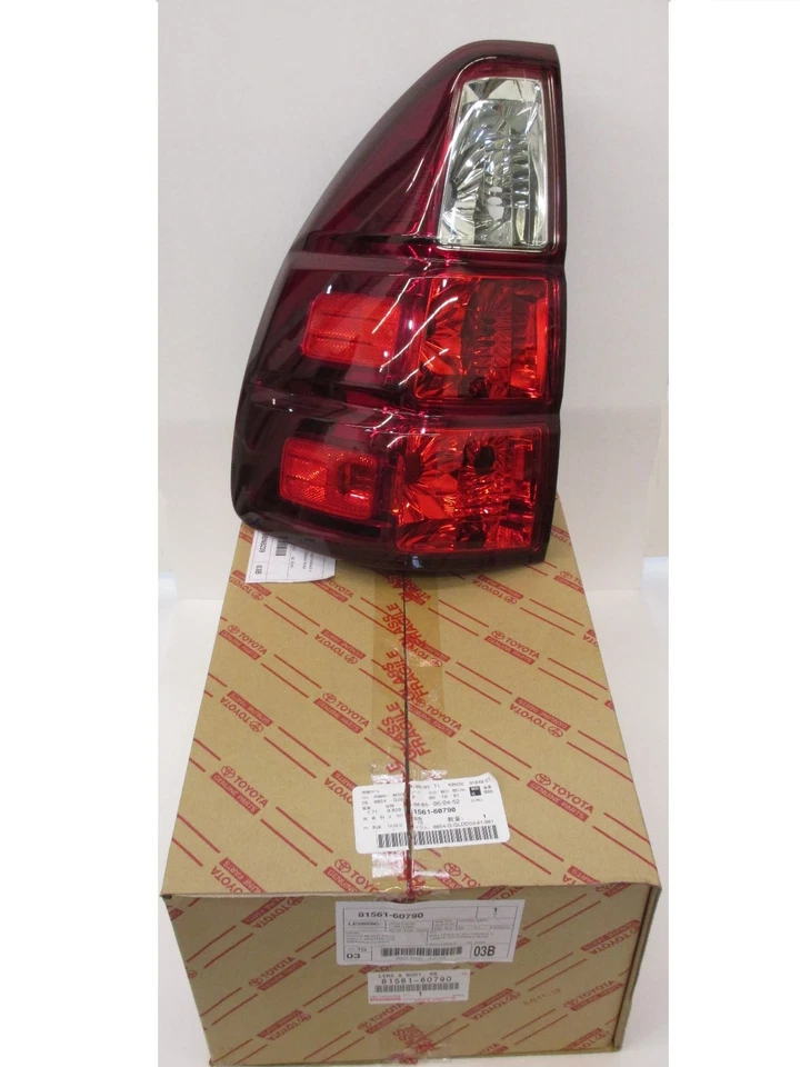 LEXUS OEM FACTORY DRIVERS SIDE REAR TAIL LAMP LENS 2008-2009 GX470 81561-60790 - Image 1 of 1