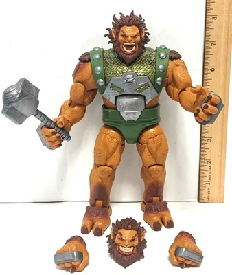 Figura de acción Hasbro Marvel Thor Legends Series ULIK 7" Foto 1 de 4