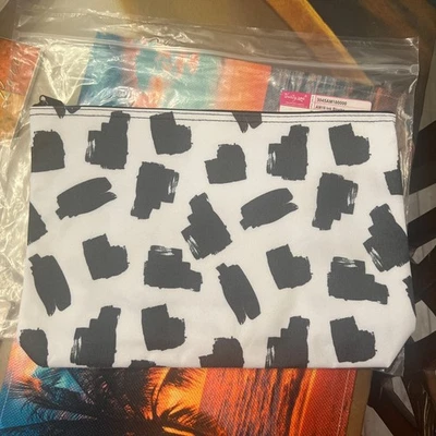NEW! Thirty One Mini Zipper Pouch ~ Twill Stripe ~ Ink Blocks ~ Black Chevron 31 - Image 1 of 3