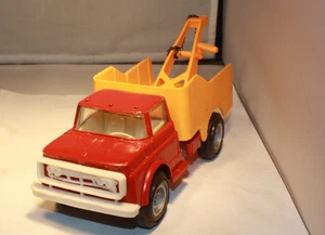 1965 Chevrolet C60 Tow Truck Made in Hong Kong - Picture 1 of 6