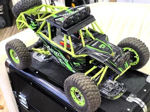 WLtoys 12427 als Roller mit Servo - Bild 1 von 18