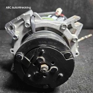 A/c Air Compressor CADILLAC DEVILLE 00 01 02 03 04 05 - Picture 1 of 4