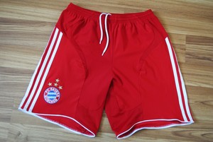 Las mejores ofertas en Bayern Munich Club Internacional Pantalones cortos  de fútbol | eBay