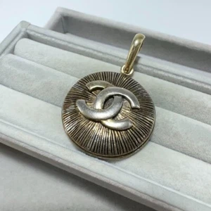 Authentic CHANEL Coco Mark Necklace Top Only Vintage Round Gold Used Japan 41790 - Picture 1 of 8