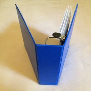 3" binder with 3 D side spine rings by Avery Dennison - Picture 1 of 9