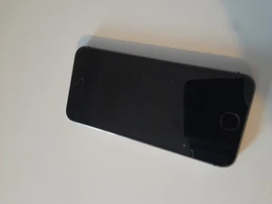 Iphone 5s 16gb, No Cables, Minor Chip On Side But Does Not Affect Use - Picture 1 of 3