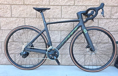 2022 Scott Addict RC 30, 52CM Road Race bike - Image 1 of 4