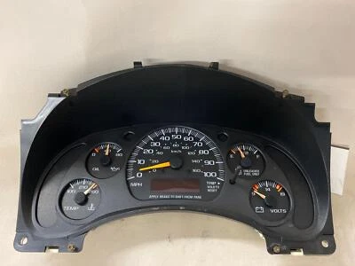 Cuadro de instrumentos velocímetro furgoneta Savana 1500 01 9351135 273K sin cubierta de plástico Foto 1 de 4