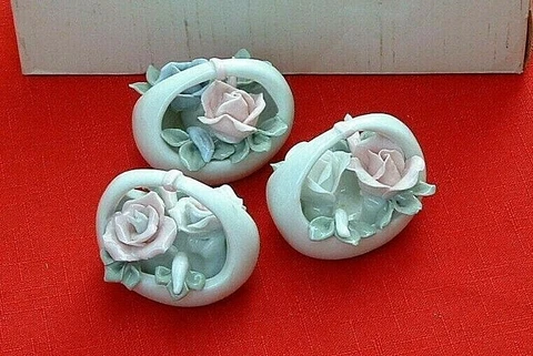 Set Of 3 Miniature Ceramic Majolica Rose Flower Basket Cover