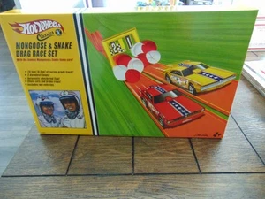 MONGOOSE & SNAKE DRAG RACE SET 2005 Hot Wheels In NEW Condition Never OPENED - Picture 1 of 4