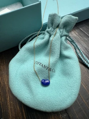 Collar Colgante Tiffany & Co. 18K Lapislázuli Frijol Colección Elsa Peretti Foto 1 de 4