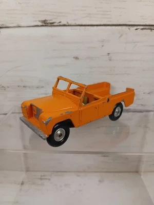 VINTAGE DIECAST  - 109"W B. LANDROVER - CORGI TOYS - RESTORATION, SPARES  - Image 1 of 4
