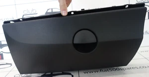 Genuino Fiat 500 guantera negra (2015 en adelante) (735625089) - Imagen 1 de 5