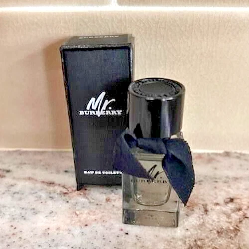 Mr. Burberry Eau de Toilette .16 OZ Mini Splash - Nuevo en Caja Foto 1 de 1