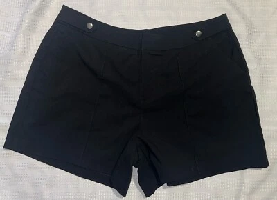 Maurices Ladies Shorts Size XL Blk Front Pockets Zip Up & Hooks Front EUC Bin C9 - Image 1 of 4