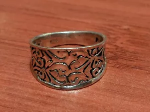 ST PATRICK'S DAY FLOWER CELTIC HEART RING Sterling Silver 925 Concave Size 7 - Picture 1 of 6