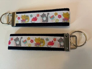 Cats 6" Key chain Key Fob Wrist Strap Key Ring Gift Pet Cute Kittens Hearts Bird - Picture 1 of 1