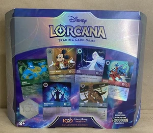Lorcana TCG Rise of the Floodborn Disney 100 Collectors Edition Geschenkset - Bild 1 von 2