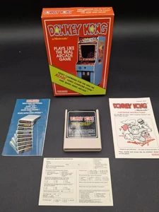 CIB Atari 2600 Donkey Kong scatola, manuale, catalogo Coleco e scheda di registrazione - Foto 1 di 17