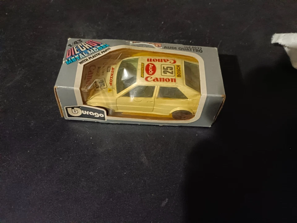 BBURAGO AUDI QUATTRO 4023 1:43 DIE CAST CON SCATOLA - Immagine 1 di 3