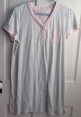 Camisa para dormir Croft & Barrow manga corta rosa y aguamarina floral para mujer talla M Foto 1 de 4