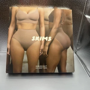 Skims Seamless Sculpt High Waist Thong. Black. Size S. NIB, PN-THG-3360, Onyx - Picture 1 of 6