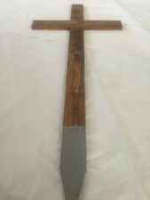 Croce in legno finitura noce chiaro per campo comune inumazione 