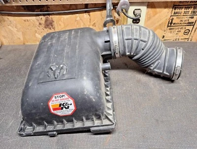 Cubierta purificadora de aire Dodge Ram Pickup 1500 2500 3500 2002-2024 Foto 1 de 4