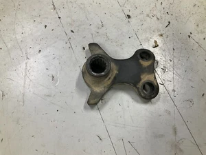 2005 05 YAMAHA YFZ 450 STEERING STEM FLAG MOUNT - Picture 1 of 1