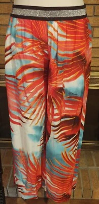 Pantalón Corto Just Cavalli Tropical Estampado Palma Pierna Ancha Nuevo con Etiquetas $550 Talla 40 Foto 1 de 4