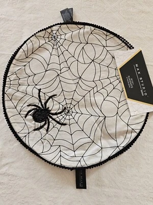 Max Studio Round Fabric Placemat Bead Beads Spiders Gothic Party Halloween Decor - Image 1 of 4