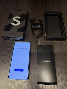 Samsung Galaxy S22 - 128GB - Weiß (Ohne Simlock) (Dual-SIM) - Bild 1 von 6